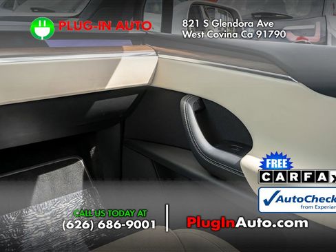 Used 2023 Tesla Model X Standard Range image 19