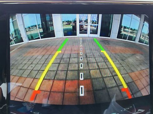 Used 2019 Jeep Grand Cherokee Altitude image 23