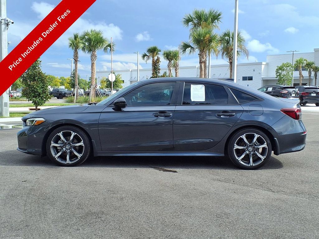 Used 2025 Honda Civic Sport Touring image 4