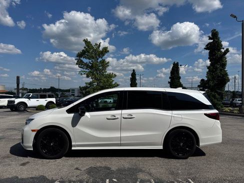 Used 2025 Honda Odyssey Sport-L image 14