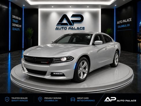 Used 2022 Dodge Charger SXT w/ Leather Interior Group RWD image 1