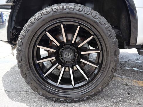 Used 2016 Ford F150 XLT w/ Equipment Group 302A Luxury AWD/4WD image 37