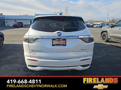 Used 2024 Buick Enclave Avenir w/ Avenir Technology Package image 7