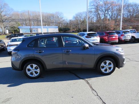 Used 2023 Honda HR-V LX image 6