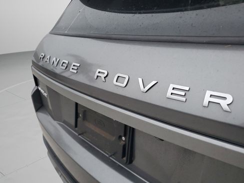 Used 2017 Land Rover Range Rover Evoque SE image 8