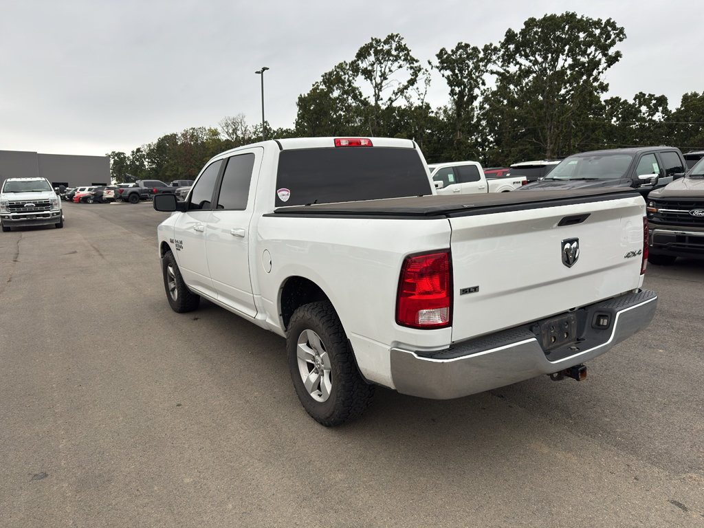 Used 2021 RAM 1500 Classic SLT w/ Luxury Group AWD/4WD image 7