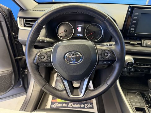 Used 2020 Toyota RAV4 XLE Premium AWD/4WD image 14