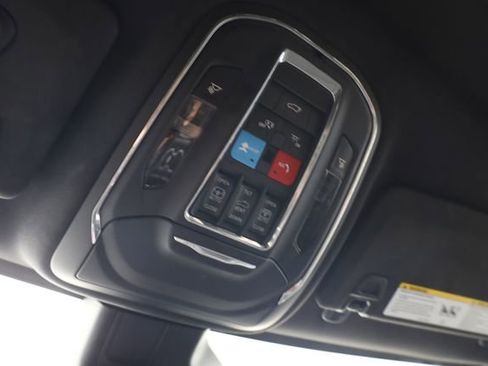 Used 2024 Jeep Grand Cherokee L Limited w/ Luxury Tech Group II image 27