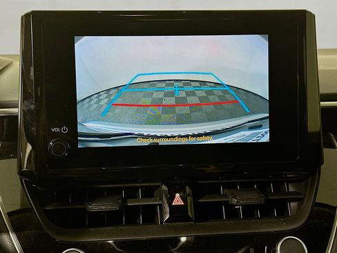 Used 2024 Toyota Corolla LE FWD image 24