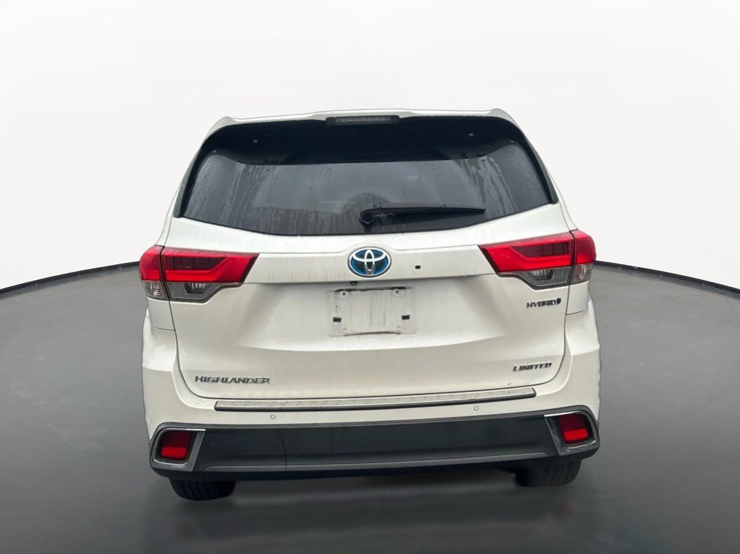 Used 2019 Toyota Highlander Limited Platinum AWD/4WD image 4
