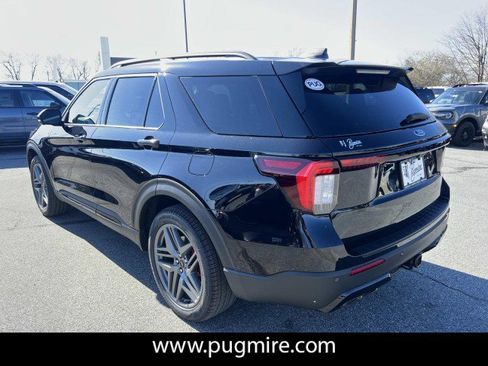 New 2026 Ford Explorer ST-Line w/ ST-Line Street Pack RWD image 5