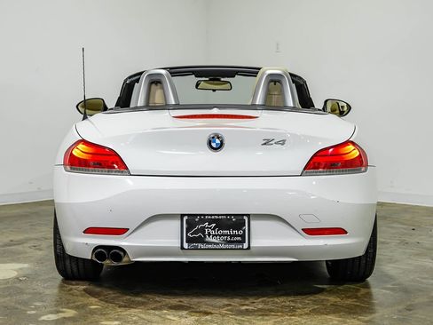 Used 2011 BMW Z4 sDrive30i w/ Premium Pkg RWD image 11