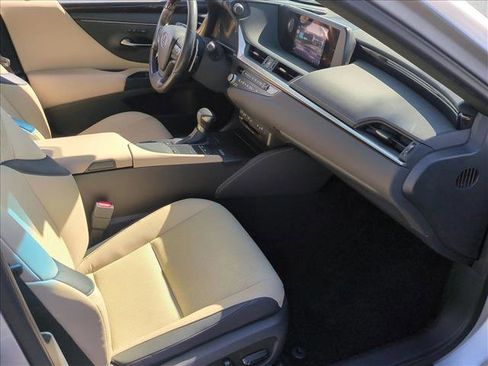 Used 2021 Lexus ES 350 w/ Premium Package image 21