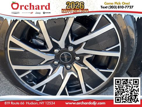 Used 2025 Jeep Wagoneer S Limited image 13