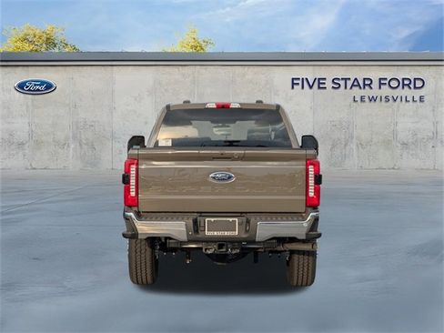 New 2026 Ford F250 Lariat w/ FX4 Off-Road Package image 5