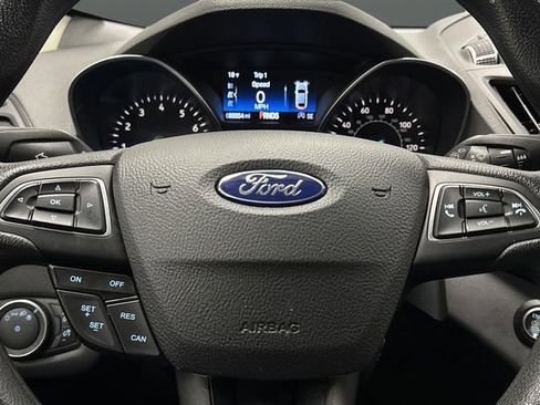 Used 2019 Ford Escape SE image 15