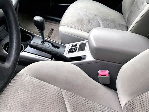 Used 2010 Toyota RAV4 4WD image 17