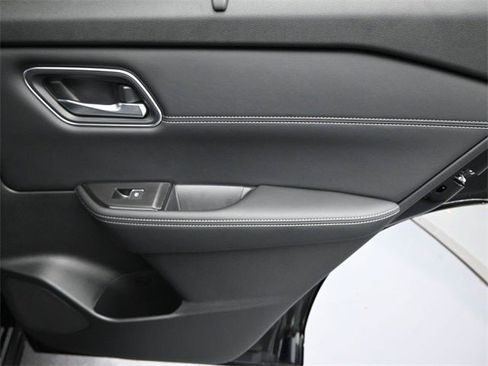 New 2026 Nissan Rogue Platinum w/ Platinum Premium Package image 28