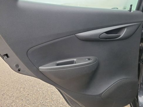 Used 2021 Chevrolet Spark LT image 8