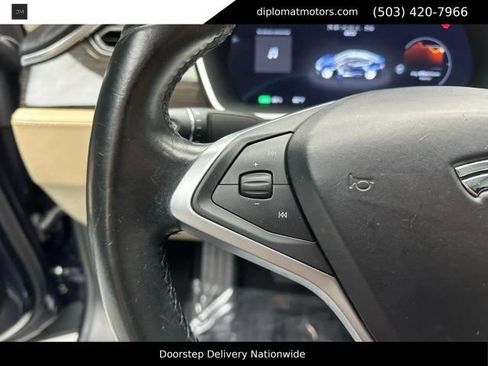 Used 2014 Tesla Model S P85 RWD image 30