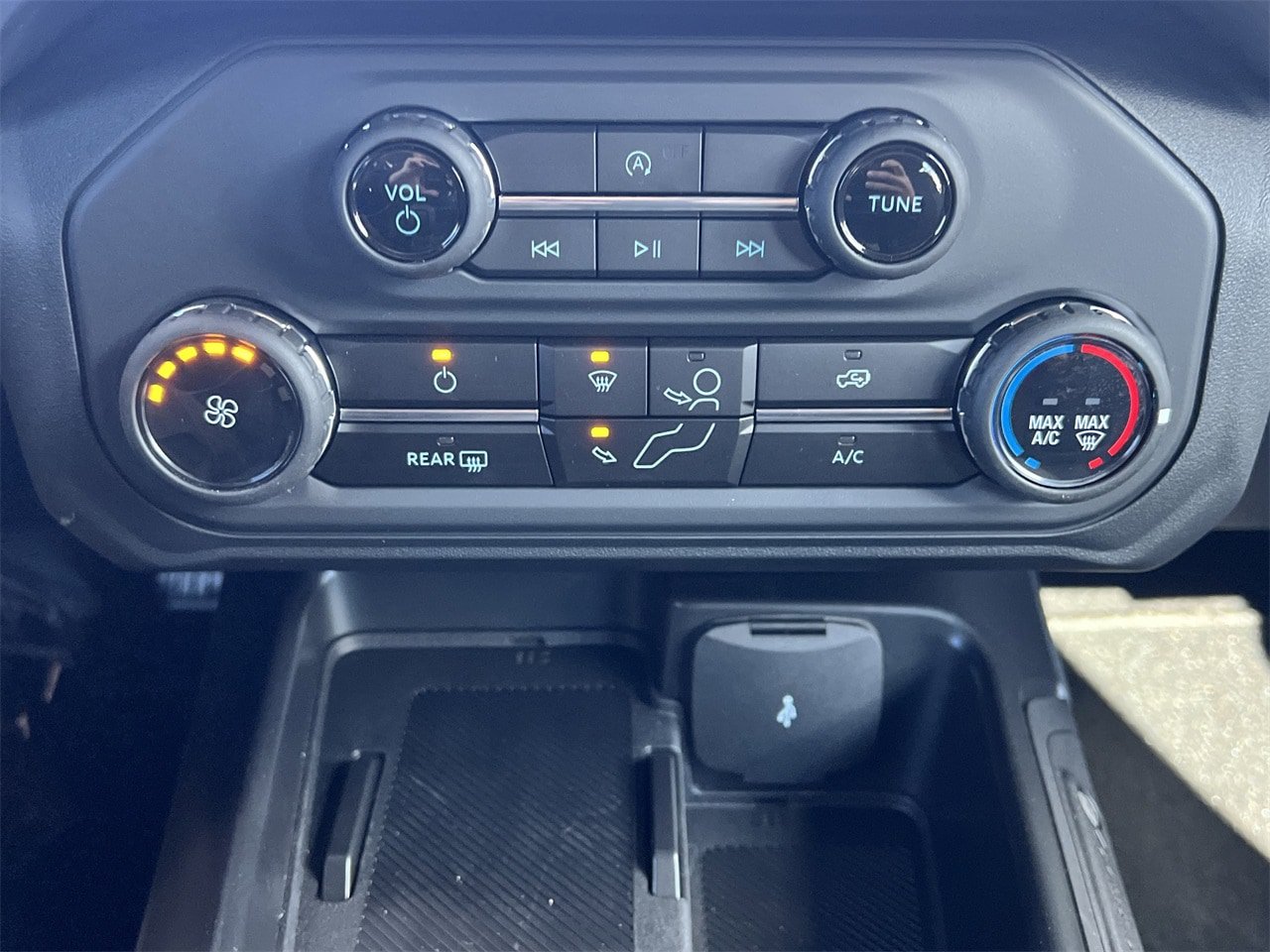 New 2025 Ford Bronco 4-Door w/ Sasquatch Package AWD/4WD image 6