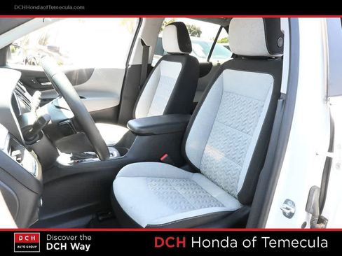 Used 2023 Chevrolet Equinox LT w/ Driver Convenience Package FWD image 18