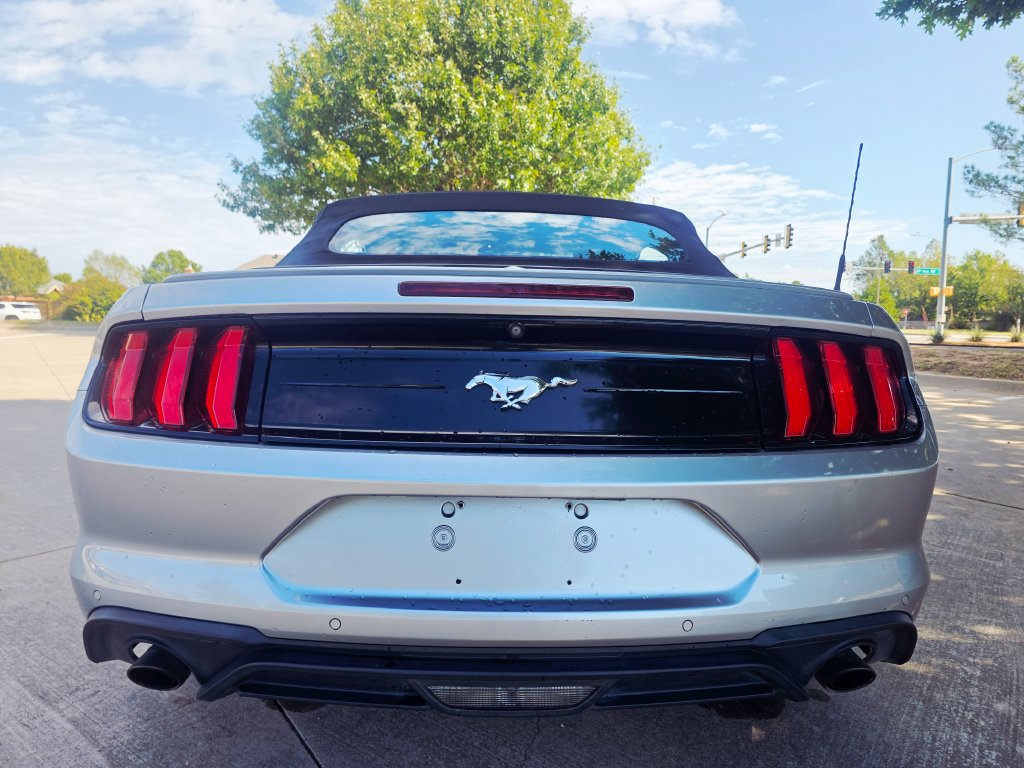 Used 2020 Ford Mustang Premium RWD image 22