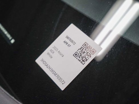 Certified 2025 Acura ADX AWD image 33