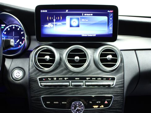 Used 2021 Mercedes-Benz C 300 Sedan w/ Premium Package image 21