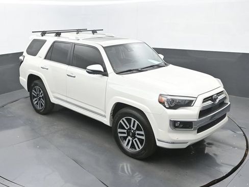 Used 2023 Toyota 4Runner Limited AWD/4WD image 31