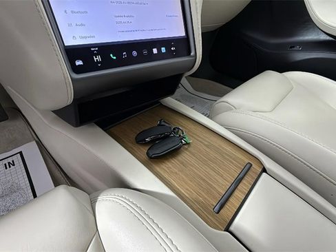 Used 2019 Tesla Model S 100D image 23