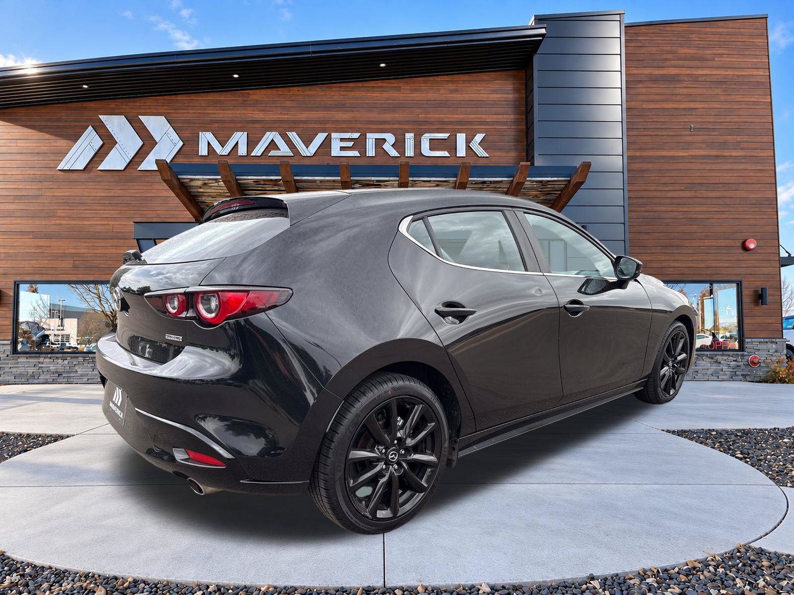 Used 2024 MAZDA MAZDA3 s FWD image 8