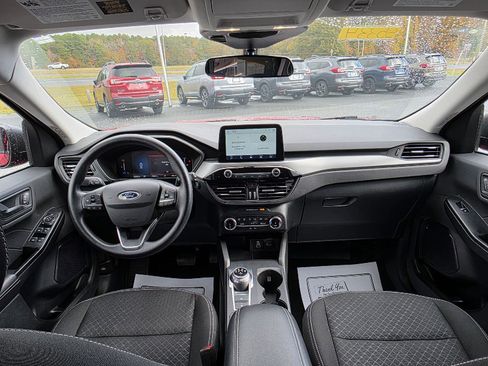Used 2025 Ford Escape Active image 11