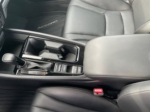 Used 2024 Honda Accord EX-L image 15