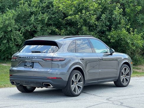 Certified 2020 Porsche Cayenne E-Hybrid AWD/4WD image 6