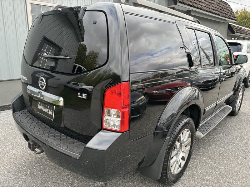 Used 2010 Nissan Pathfinder LE w/ Navigation Pkg AWD/4WD image 6
