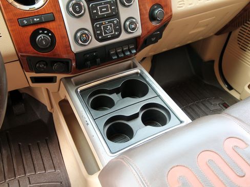 Used 2016 Ford F250 King Ranch w/ FX4 Off-Road Package image 35