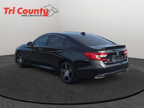 Used 2021 Honda Accord Touring image 5