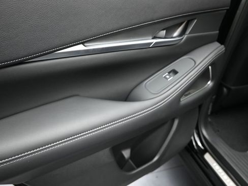 New 2026 INFINITI QX60 Luxe w/ Cargo Package image 16