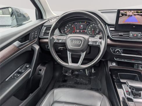 Used 2023 Audi Q5 2.0T Premium w/ Convenience Package AWD/4WD image 17