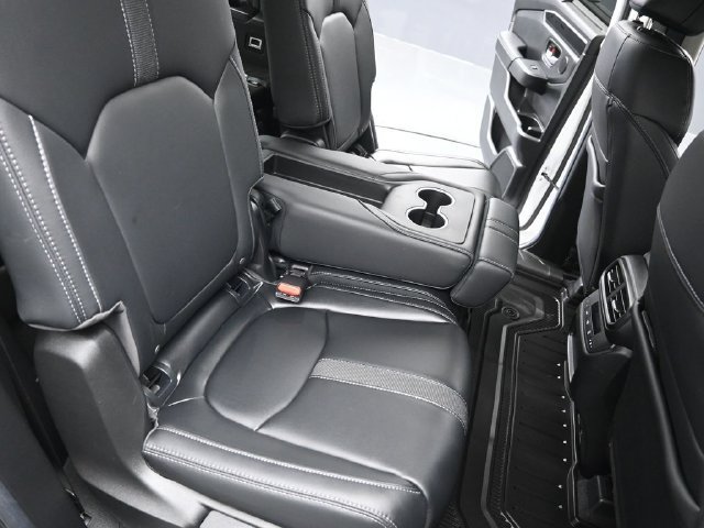 Certified 2025 Honda Pilot Touring image 25