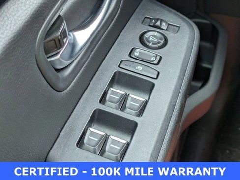 Used 2025 Honda Pilot Touring image 20