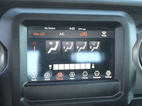 Used 2022 Jeep Wrangler Unlimited Sport AWD/4WD image 21