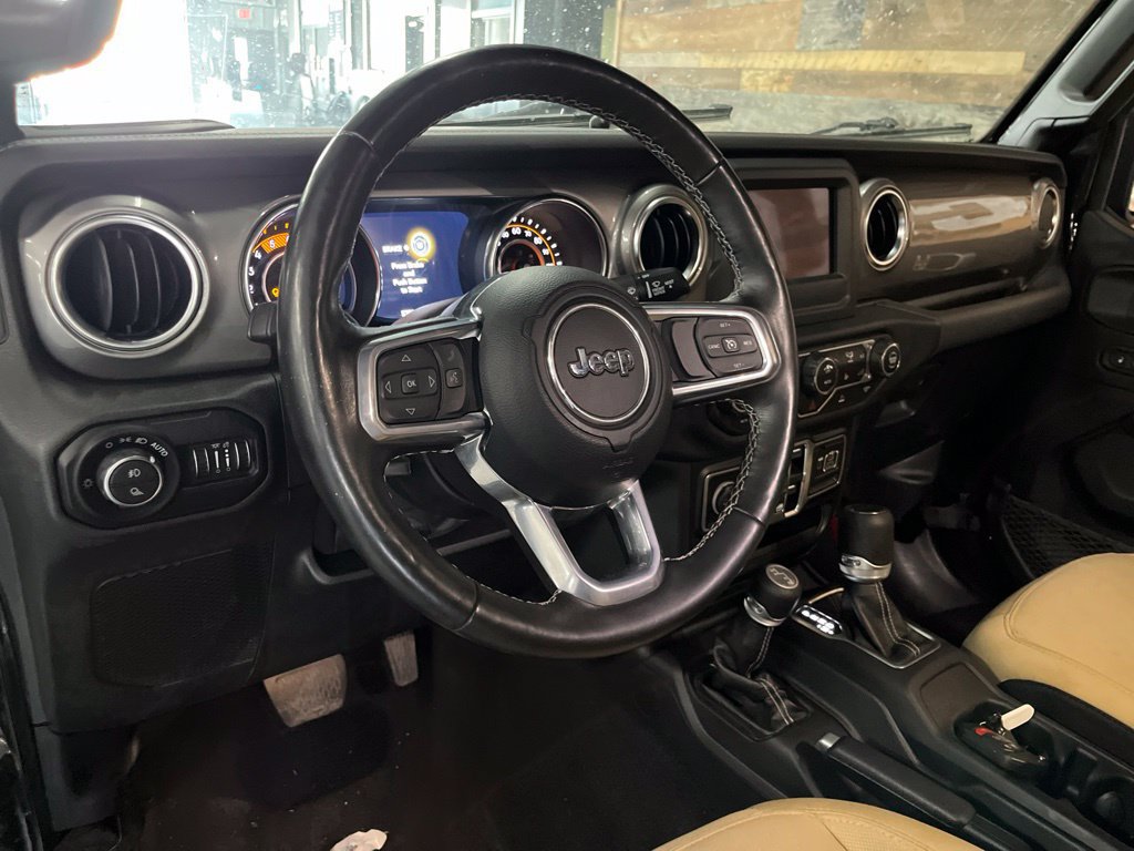 Used 2021 Jeep Gladiator Overland w/ LED Lighting Group AWD/4WD image 2