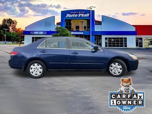 Used 2004 Honda Accord LX image 7