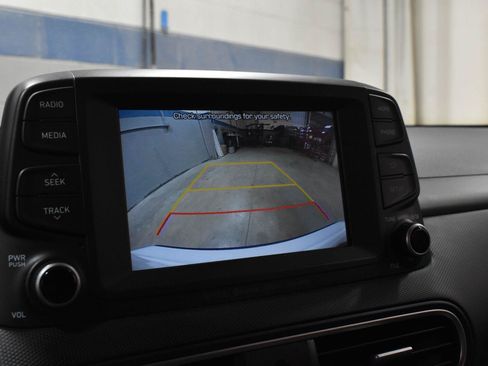 Used 2021 Hyundai Kona Night FWD image 12