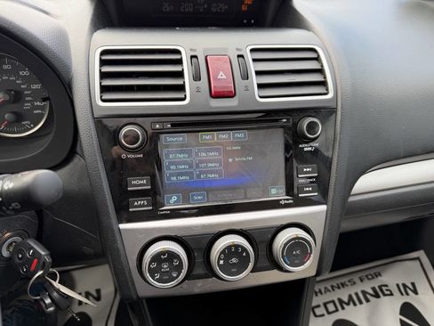 Used 2017 Subaru Crosstrek 2.0i Premium w/ Moonroof Package image 21