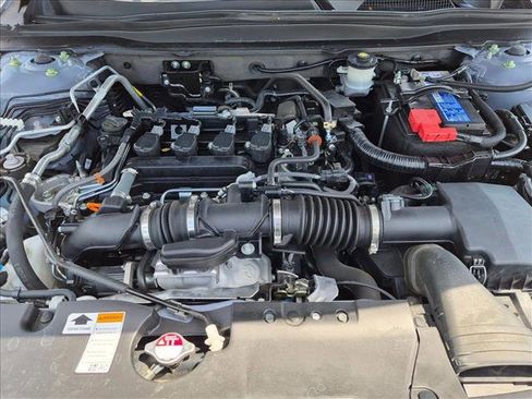 Used 2022 Honda Accord Sport image 19