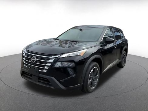 Used 2025 Nissan Rogue SV image 8