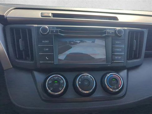 Used 2017 Toyota RAV4 LE image 15